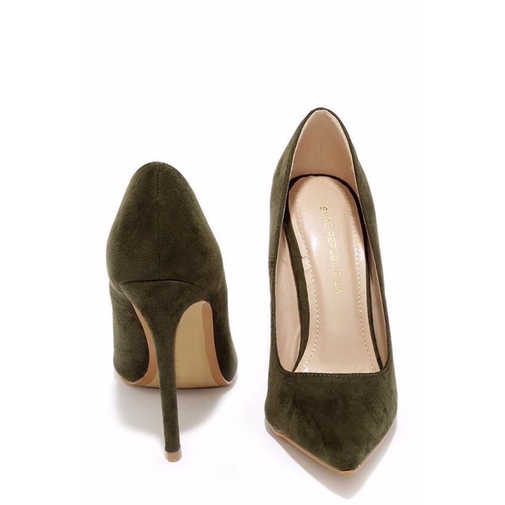 Olive Green Heels! ✨